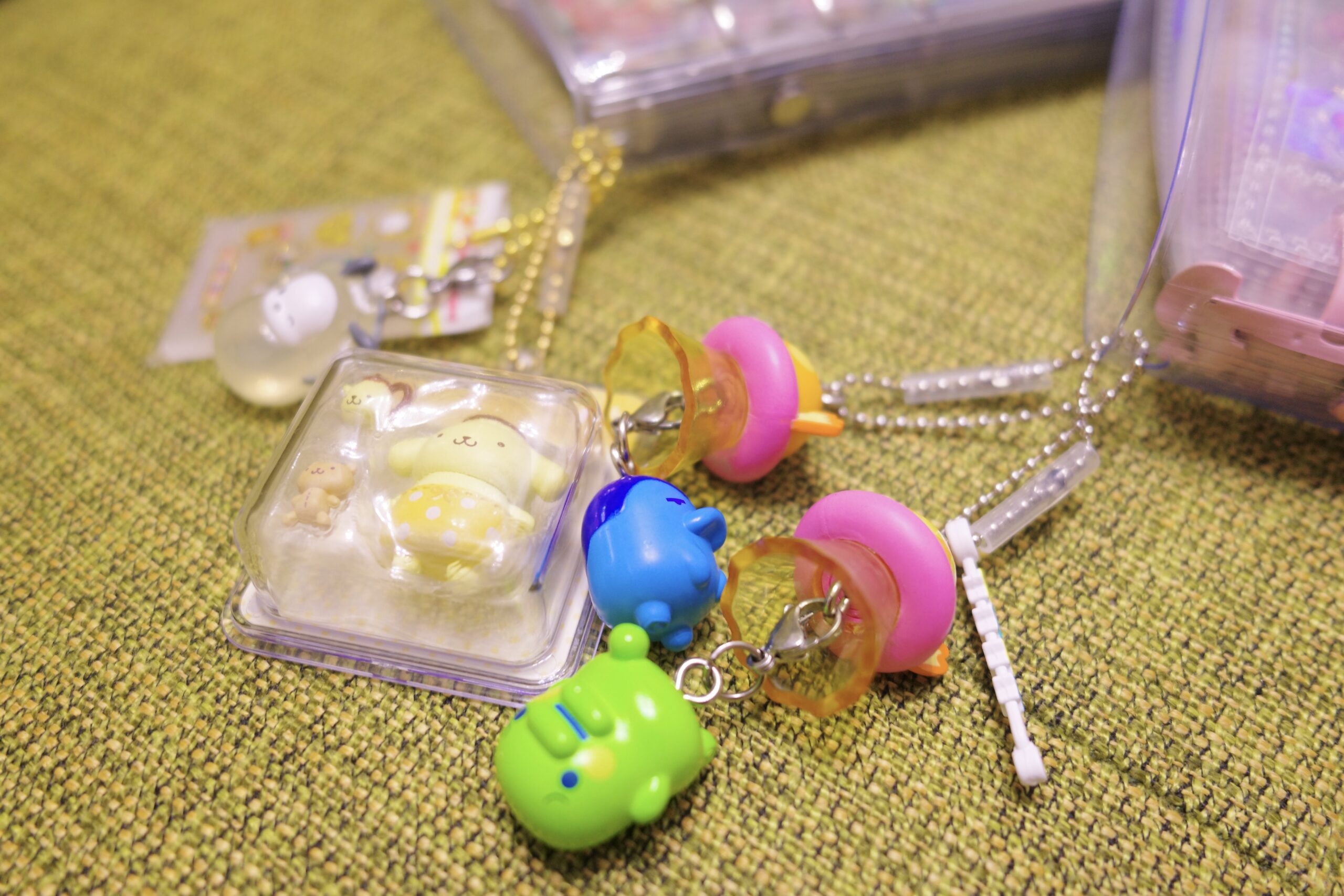 シール帳にたくさんつけたお気に入りのキーホルダー